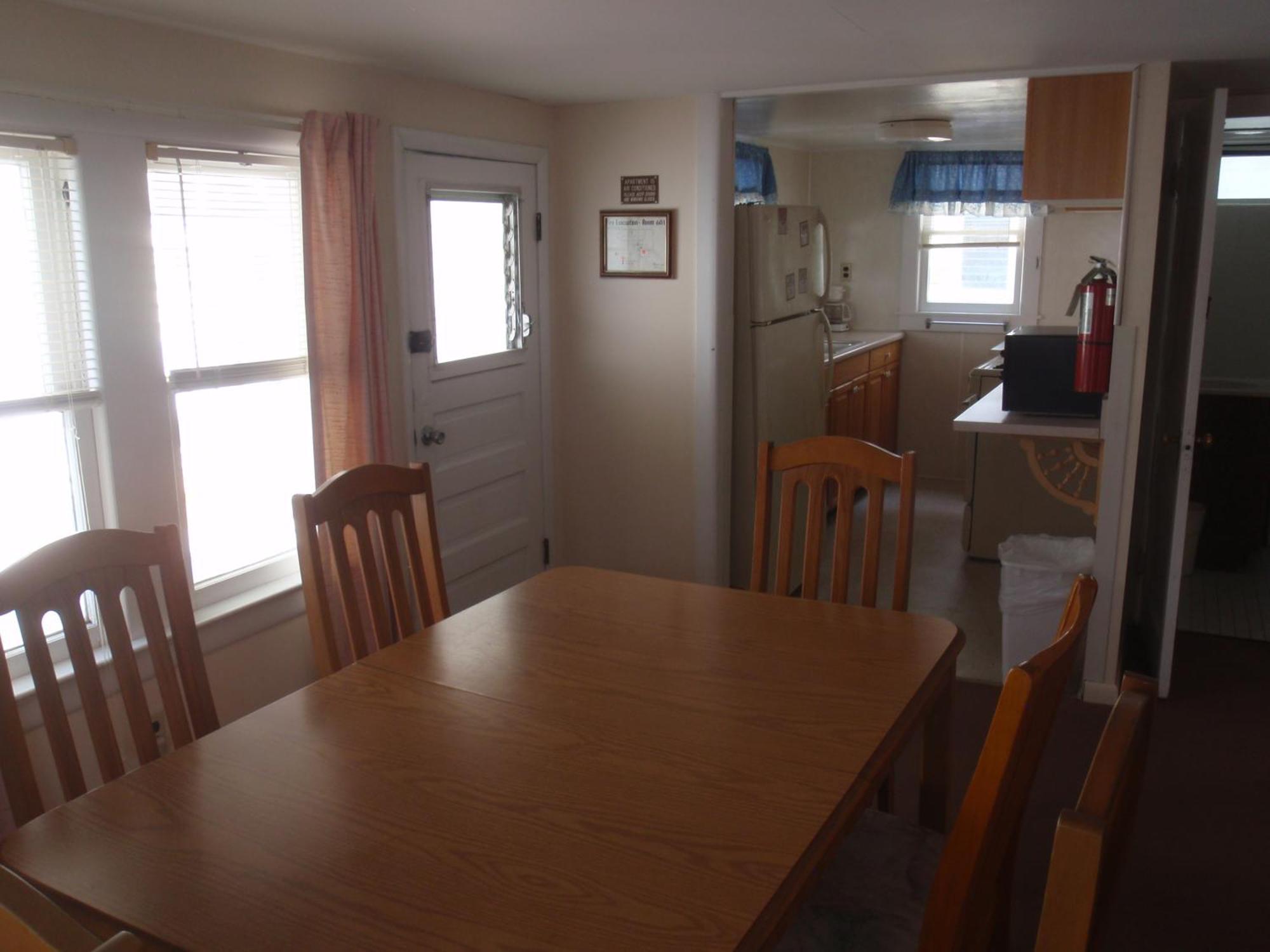 Majestic Hotel & Apartments Ocean City Room photo